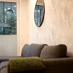 Okna Na Park Apartment