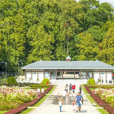 Appartamento Okna Na Park Polanica-Zdrój