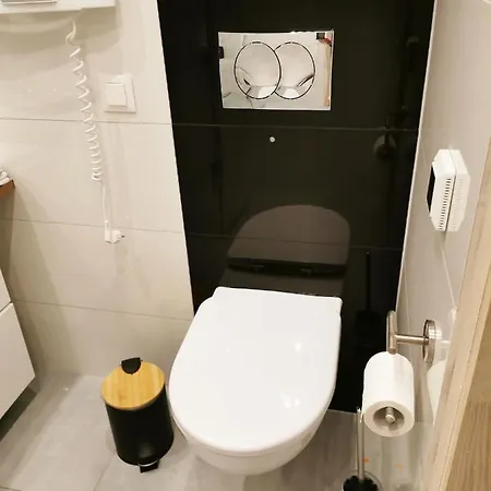 Okna Na Park Apartment