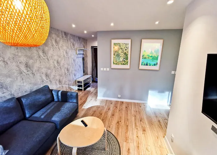 Okna Na Park Apartment