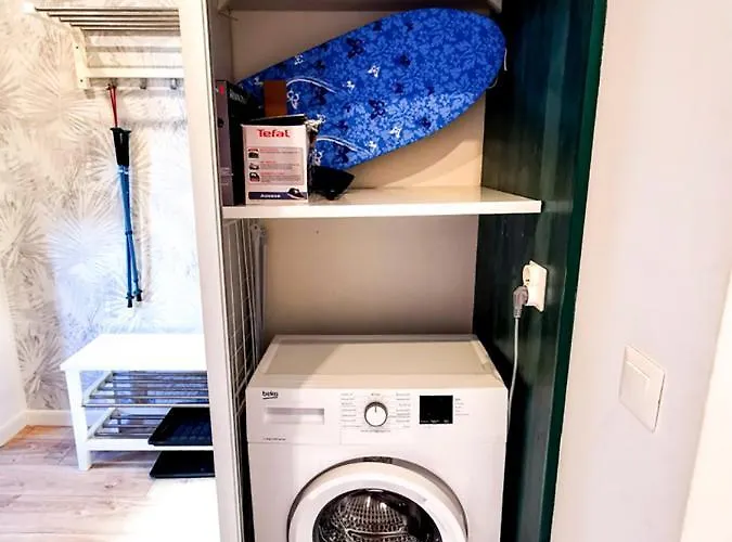 Okna Na Park Apartment